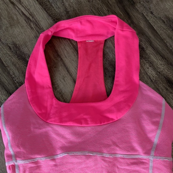 Hot pink lululemon scoop neck - Picture 4 of 13